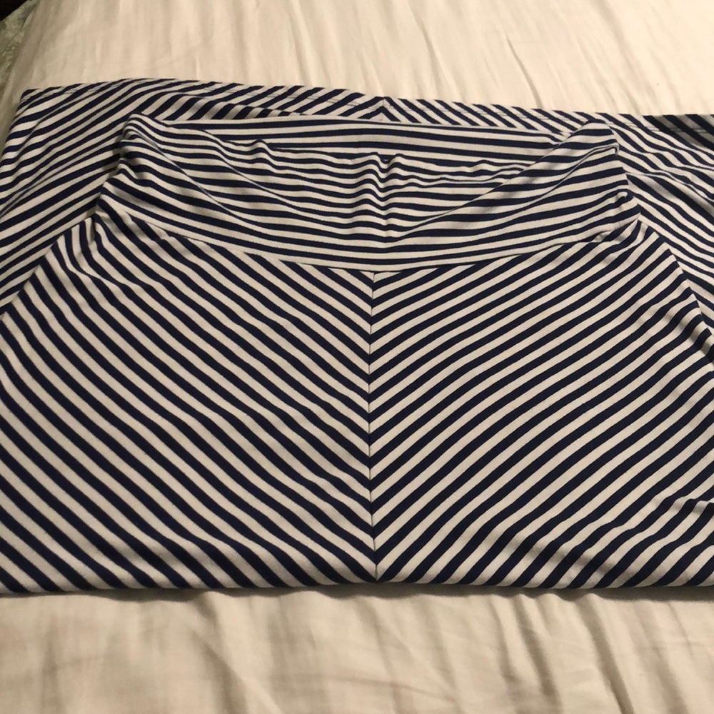 Old Navy long skirt.